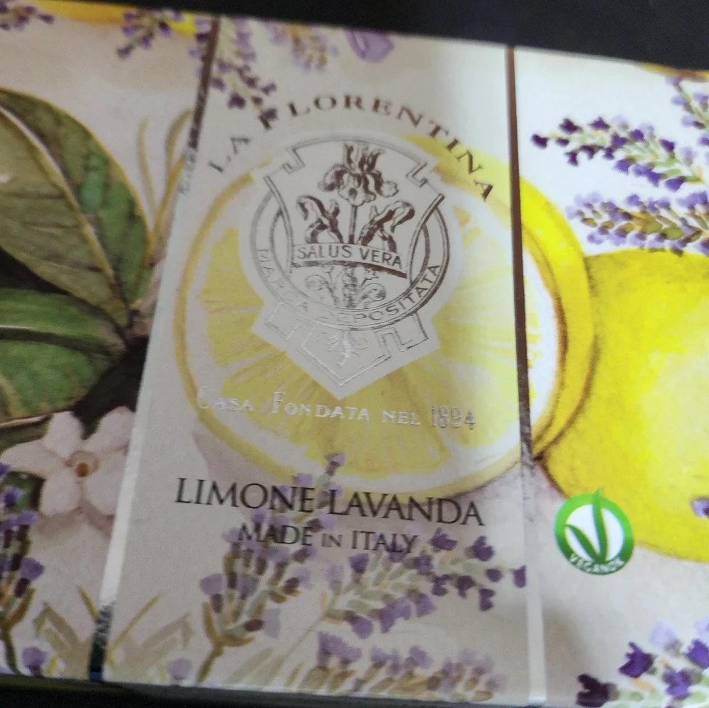 LA FLORENTINA NIB LEMON LAVENDER 3 BAR BOX SOAP WITH SHEA BUTTER